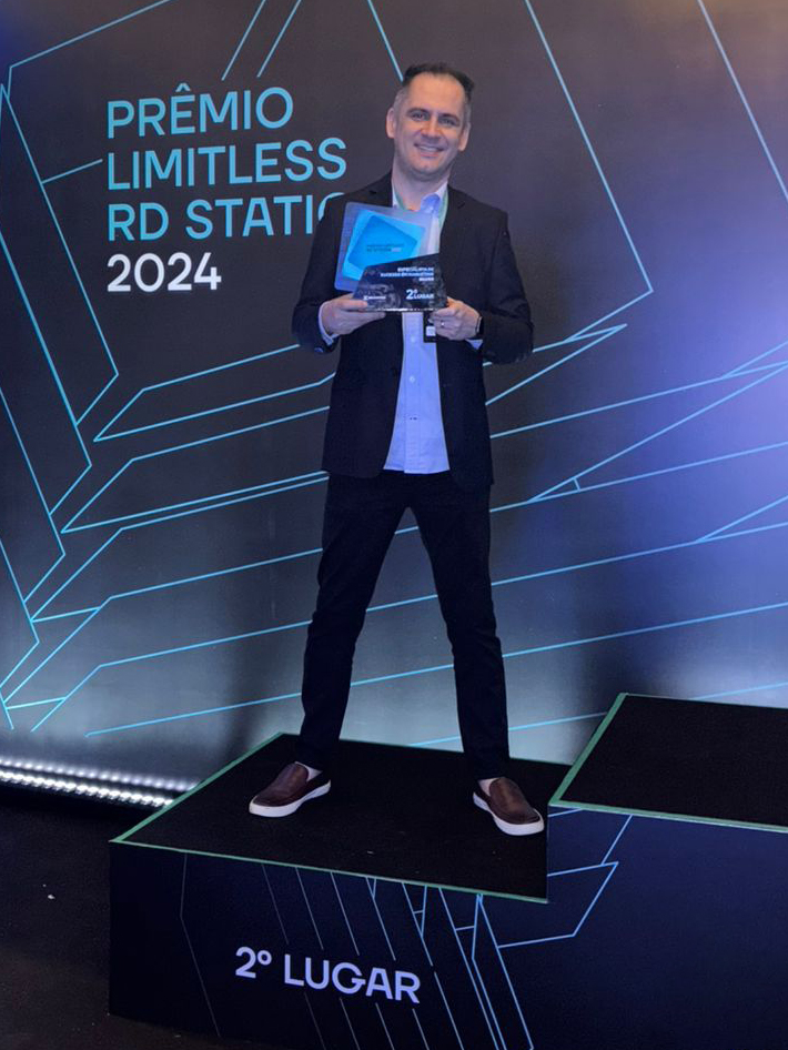 Retrospectiva 2024: Conquista do Segundo Lugar no Prêmio Limitless RD Station pela Mark Publicidade